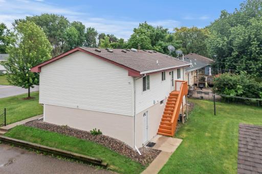 46-web-or-mls-6835 N Colfax Ave-223.jpg