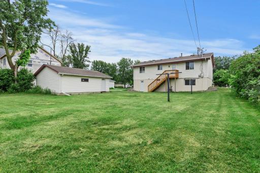 49-web-or-mls-6835 N Colfax Ave-194.jpg