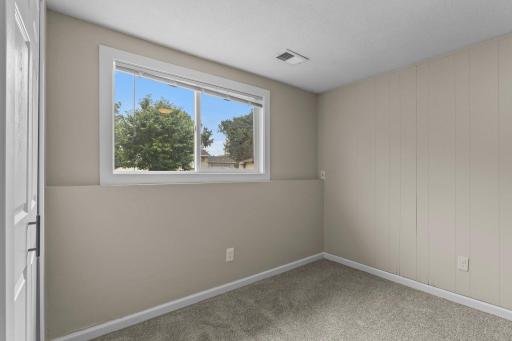41-web-or-mls-6835 N Colfax Ave-155.jpg