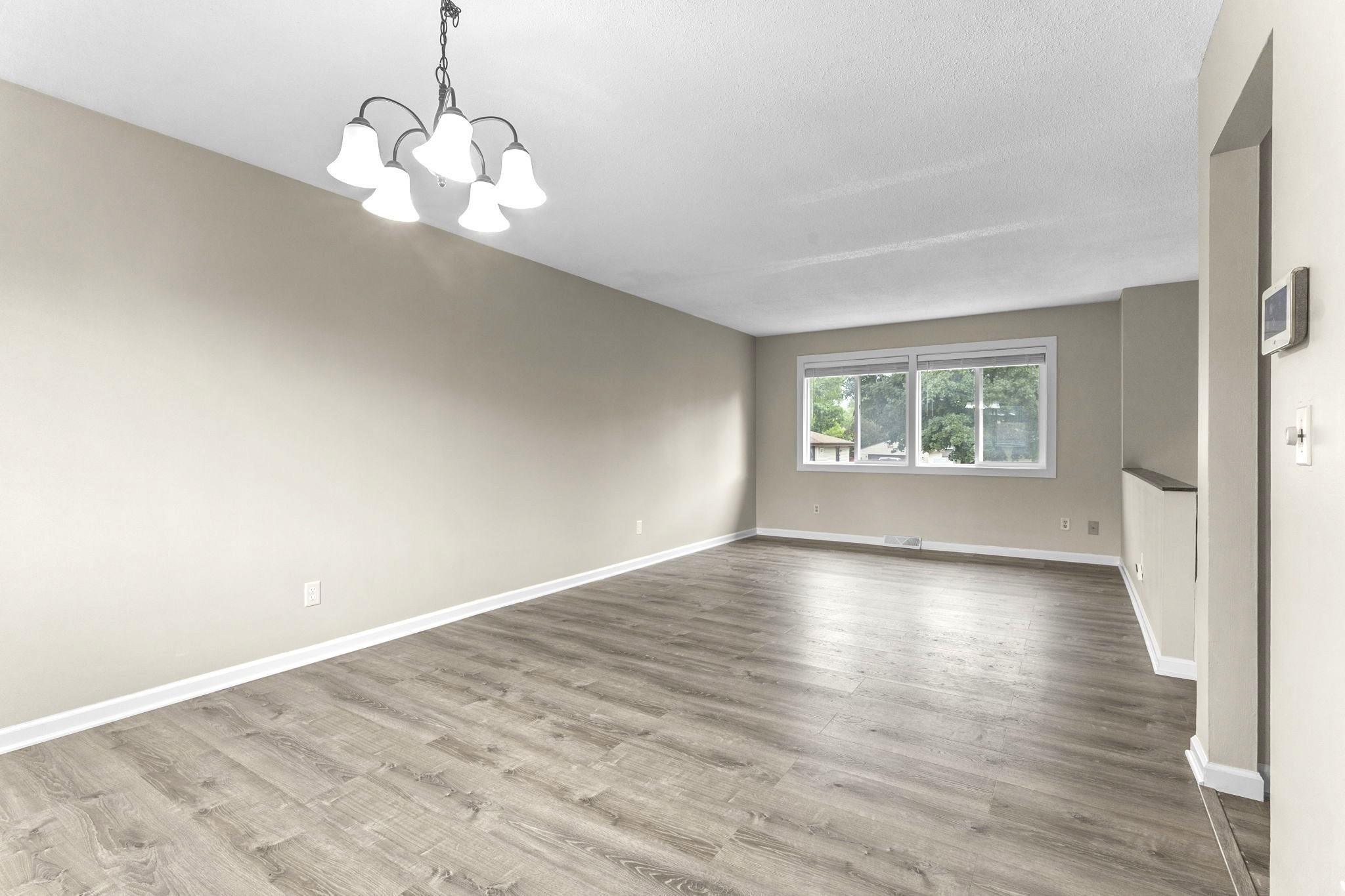 14-web-or-mls-6835 N Colfax Ave-30.jpg