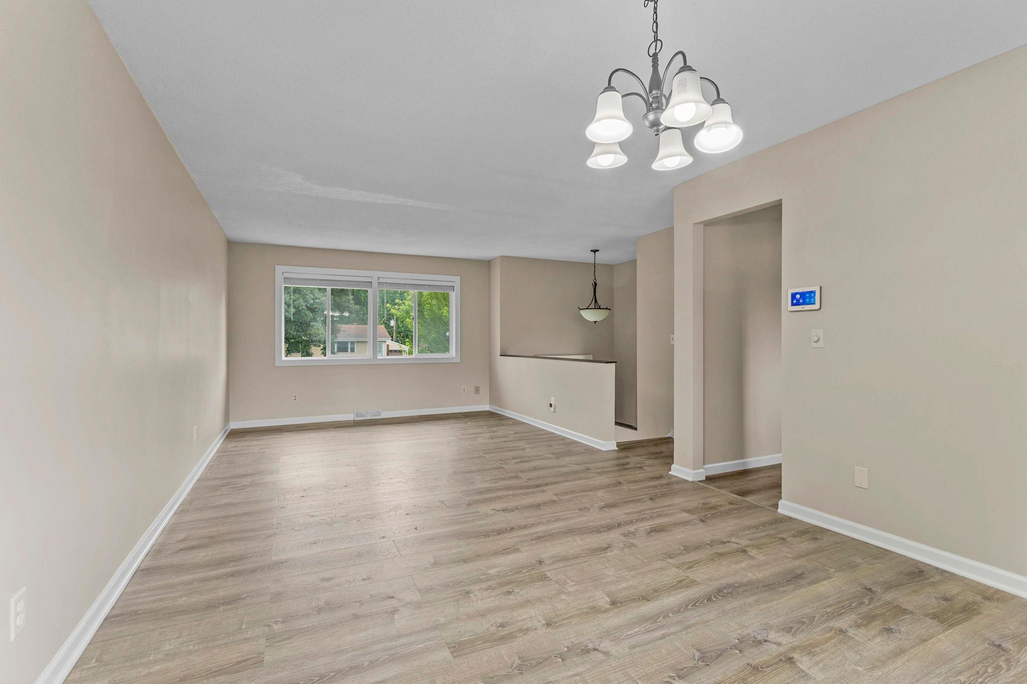 13-web-or-mls-6835 N Colfax Ave-25.jpg