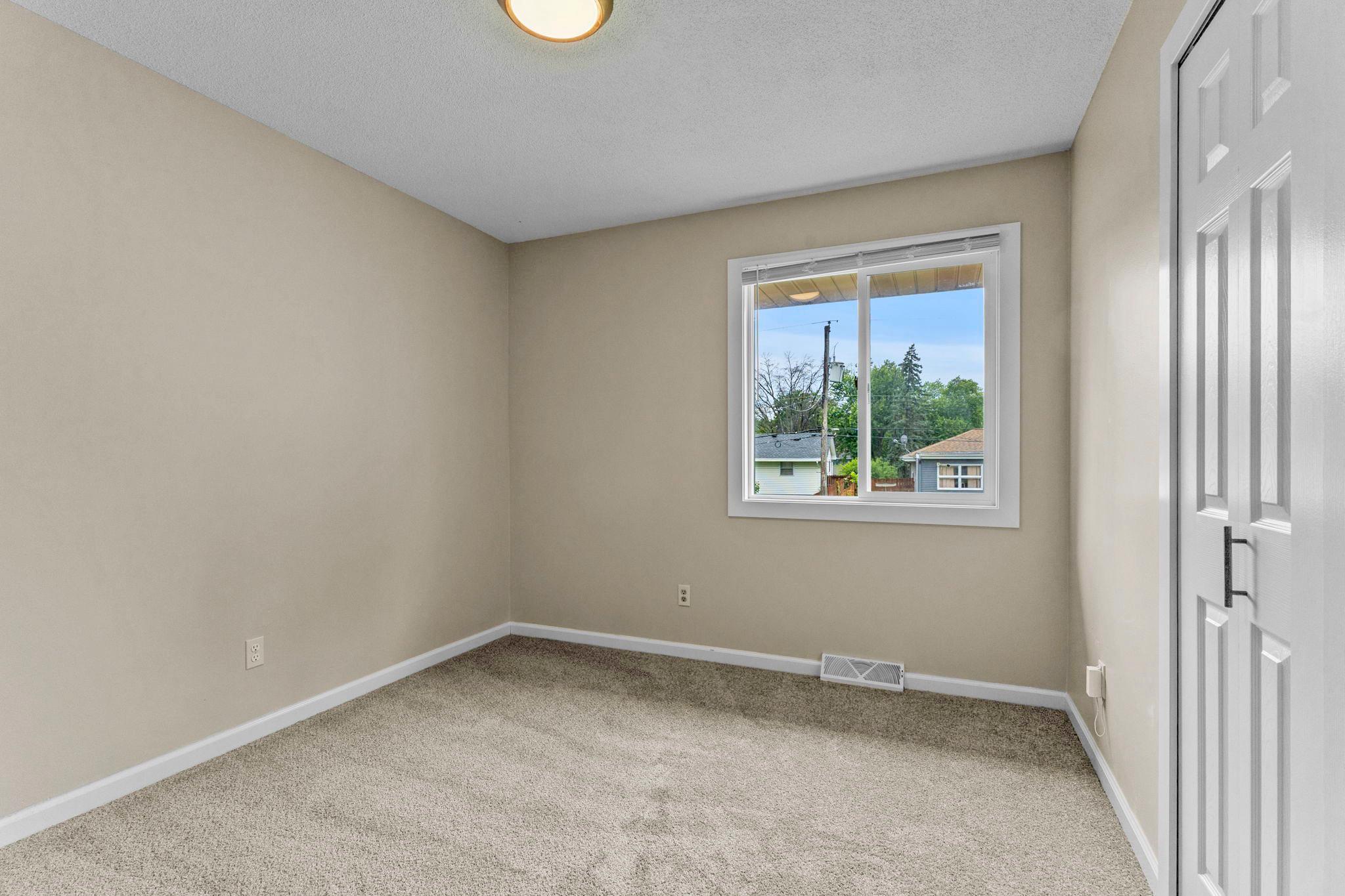27-web-or-mls-6835 N Colfax Ave-85.jpg