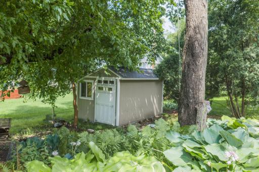 4858 Irving Ave S Minneapolis Ext - 7.jpg