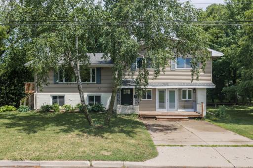 4858 Irving Ave S Minneapolis Ext - 3.jpg