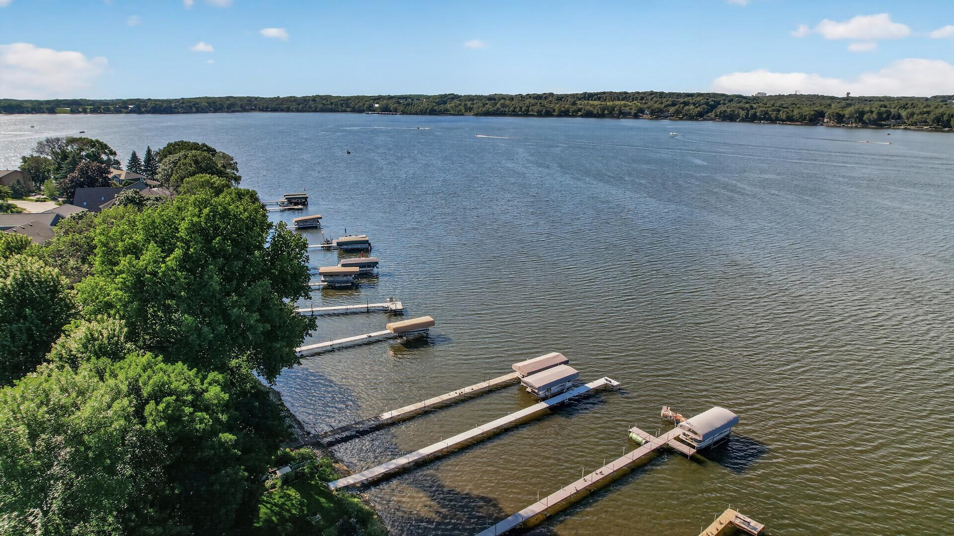 Discover the freedom of keeping the water at your doorstep and recreation within reach.