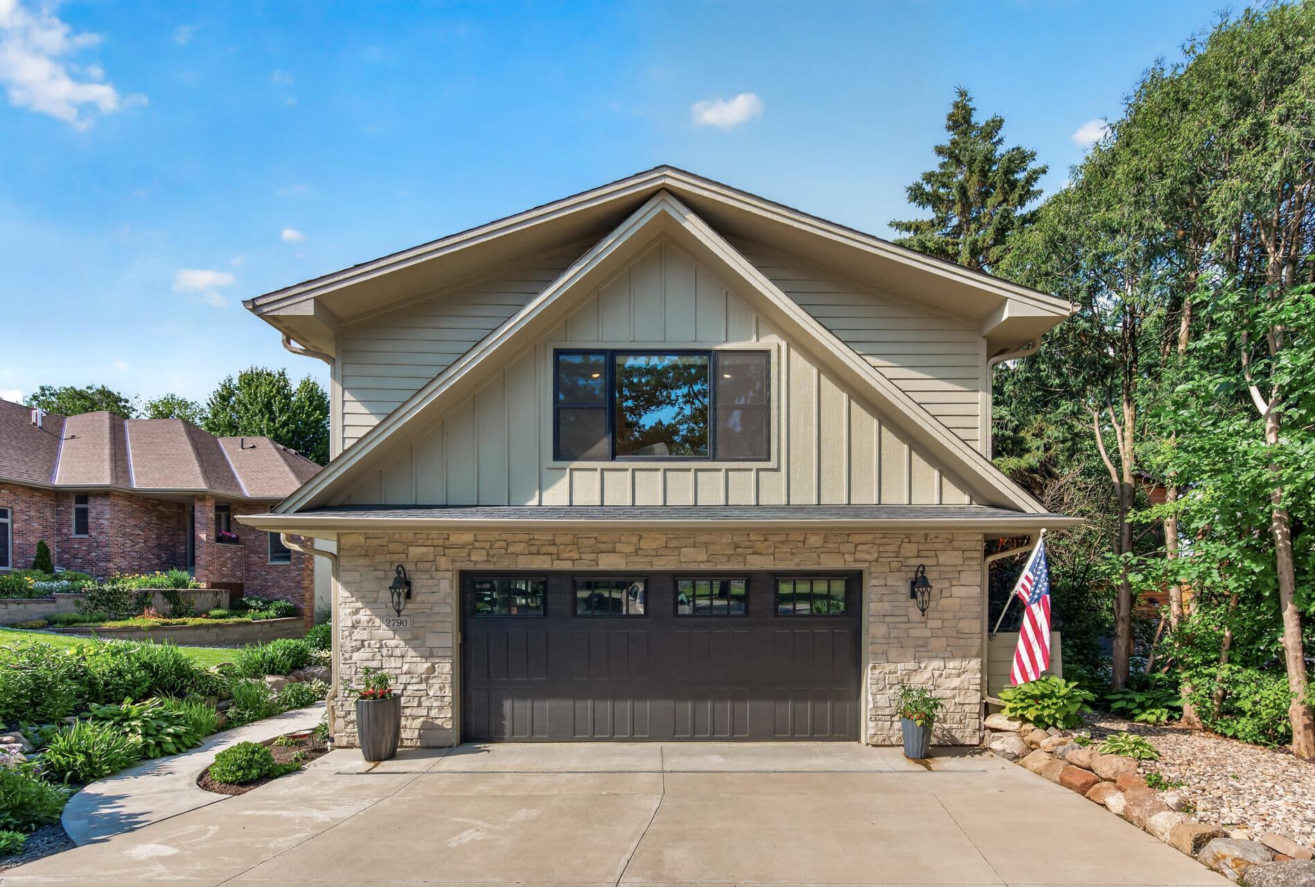 The impressive 4 car, tandem garage offers plenty of space for multiple vehicles and boat storage. With 1,288 square feet of space, this garage eliminates the need for costly off-site storage.