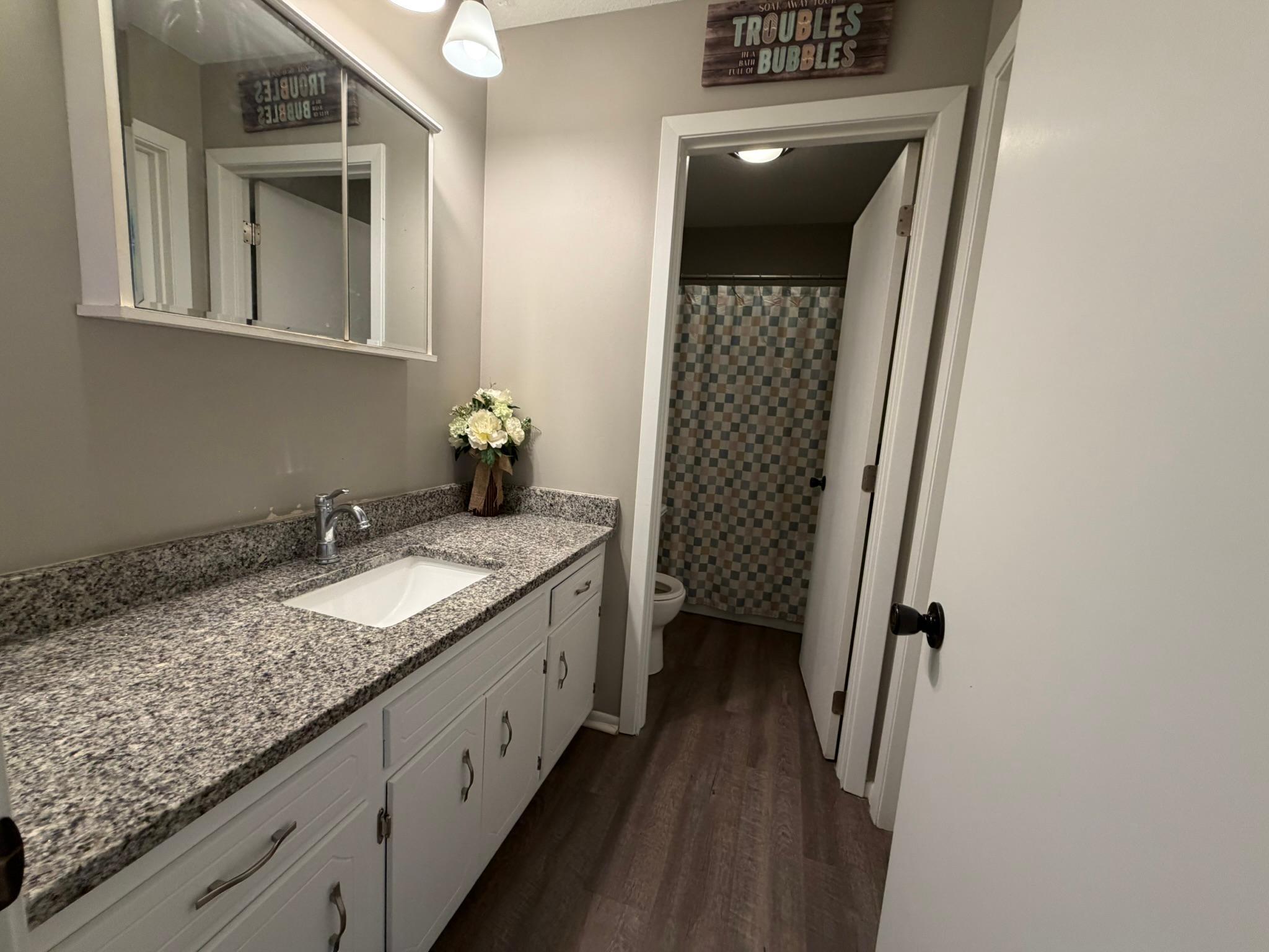 Upper level bathroom