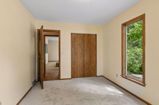 2700 Kyle Avenue N, Minneapolis, MN 55422