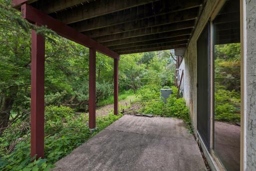 2700 Kyle Avenue N, Minneapolis, MN 55422