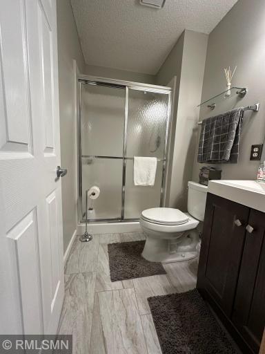 1521 Earle Way, Burnsville, MN 55306
