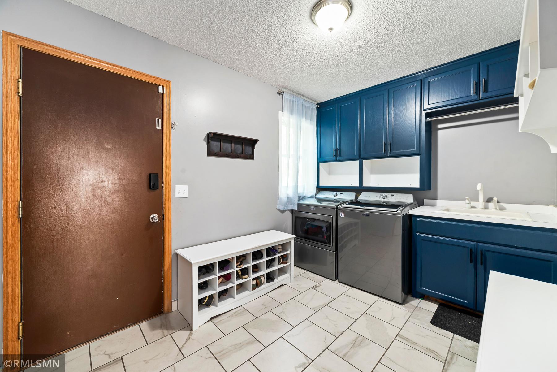 1521EarleWay(44).jpg