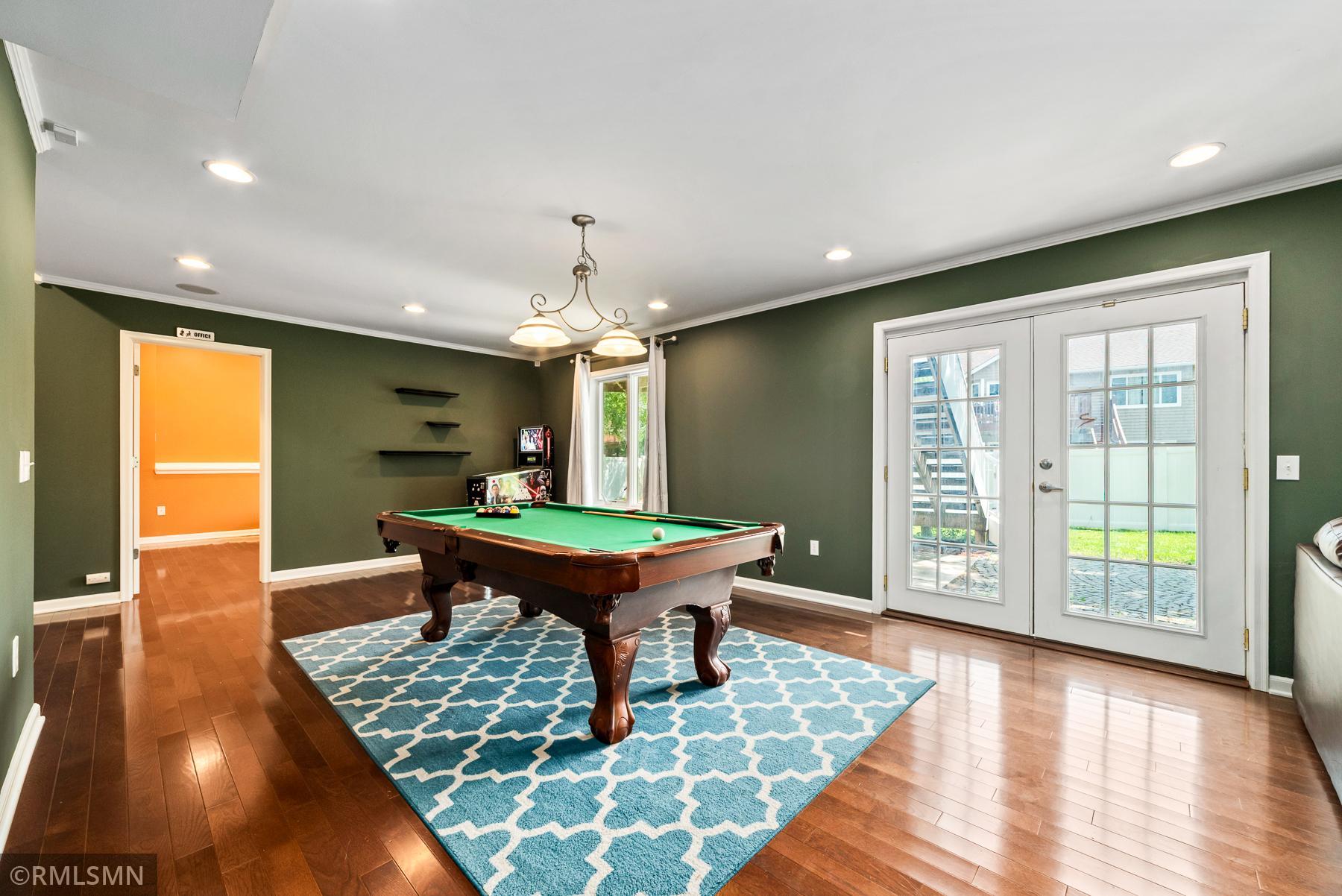 1521EarleWay(52).jpg