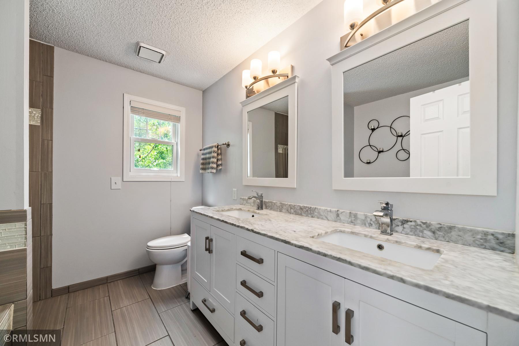 1521EarleWay(65).jpg