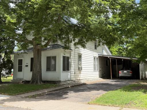 1208 7th Street E, Menomonie, WI 54751