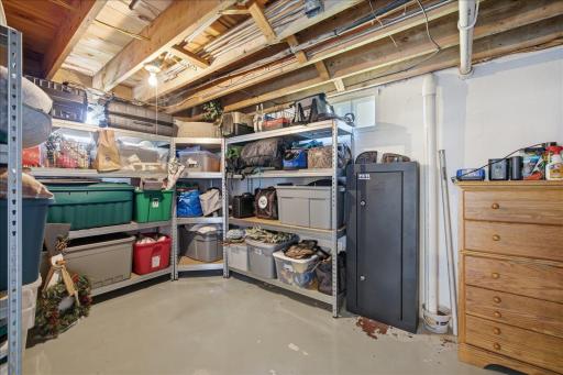 3926 3rd Avenue E, Hibbing, MN 55746