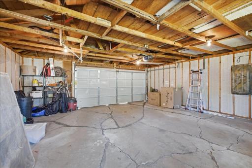 3926 3rd Avenue E, Hibbing, MN 55746