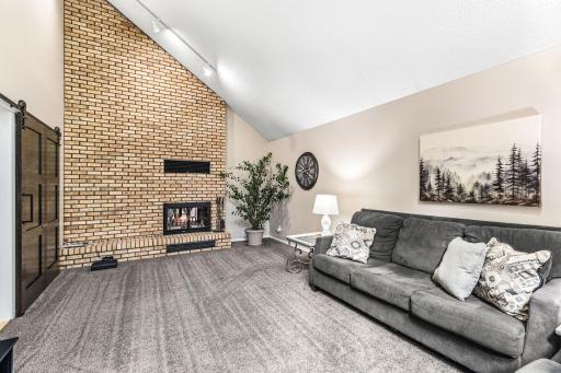 4572 Wild Canyon Drive, Saint Paul, MN 55129