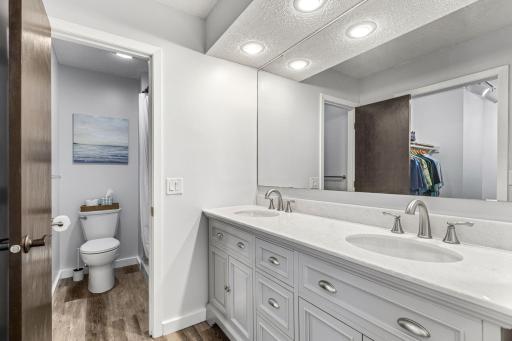 4572 Wild Canyon Drive, Saint Paul, MN 55129