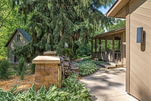 4572 Wild Canyon Drive, Saint Paul, MN 55129