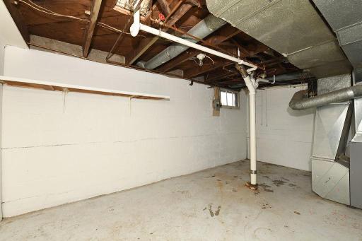 901 5th Street S, Moorhead, MN 56560