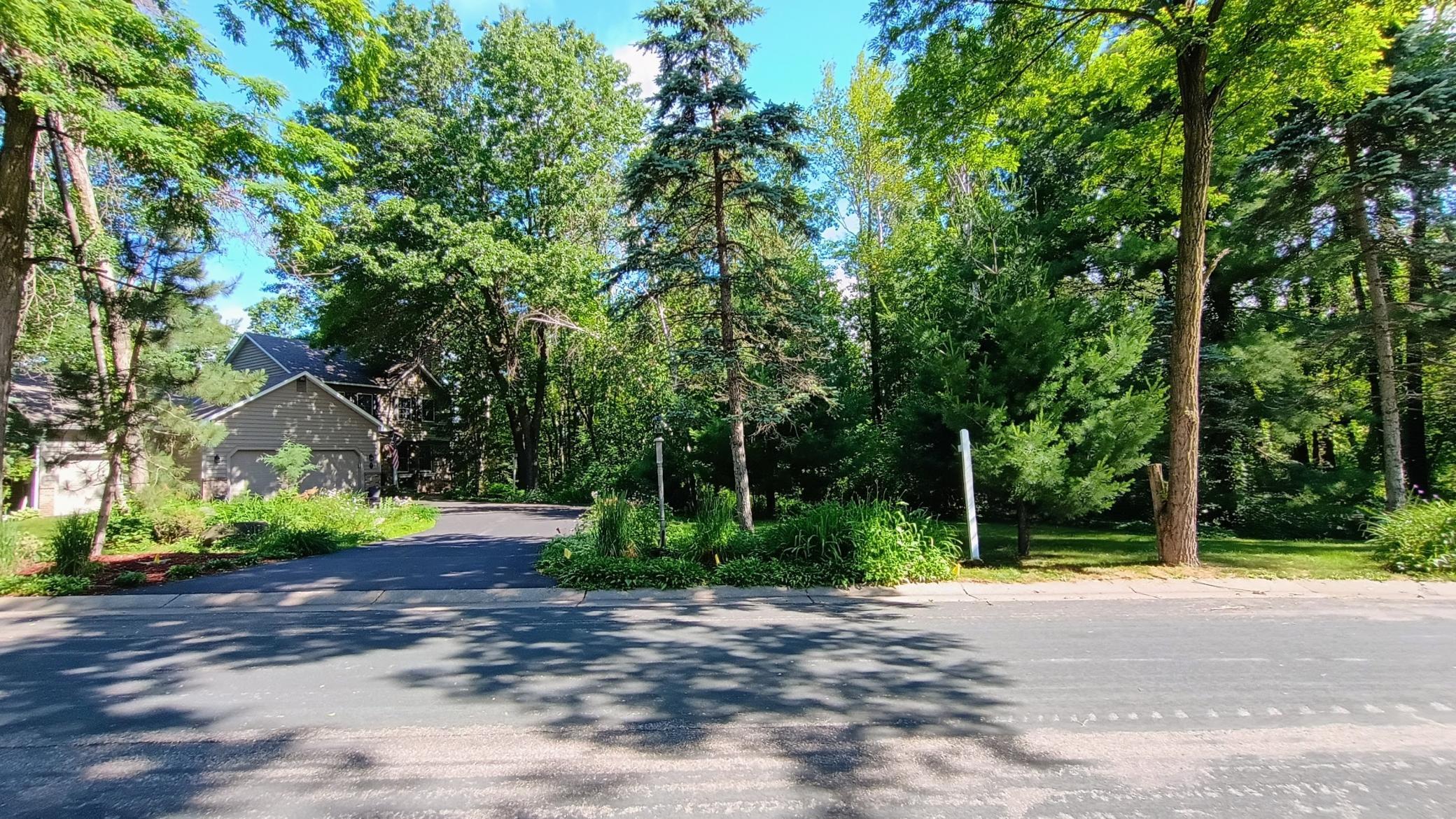 Lot split possible to right of home