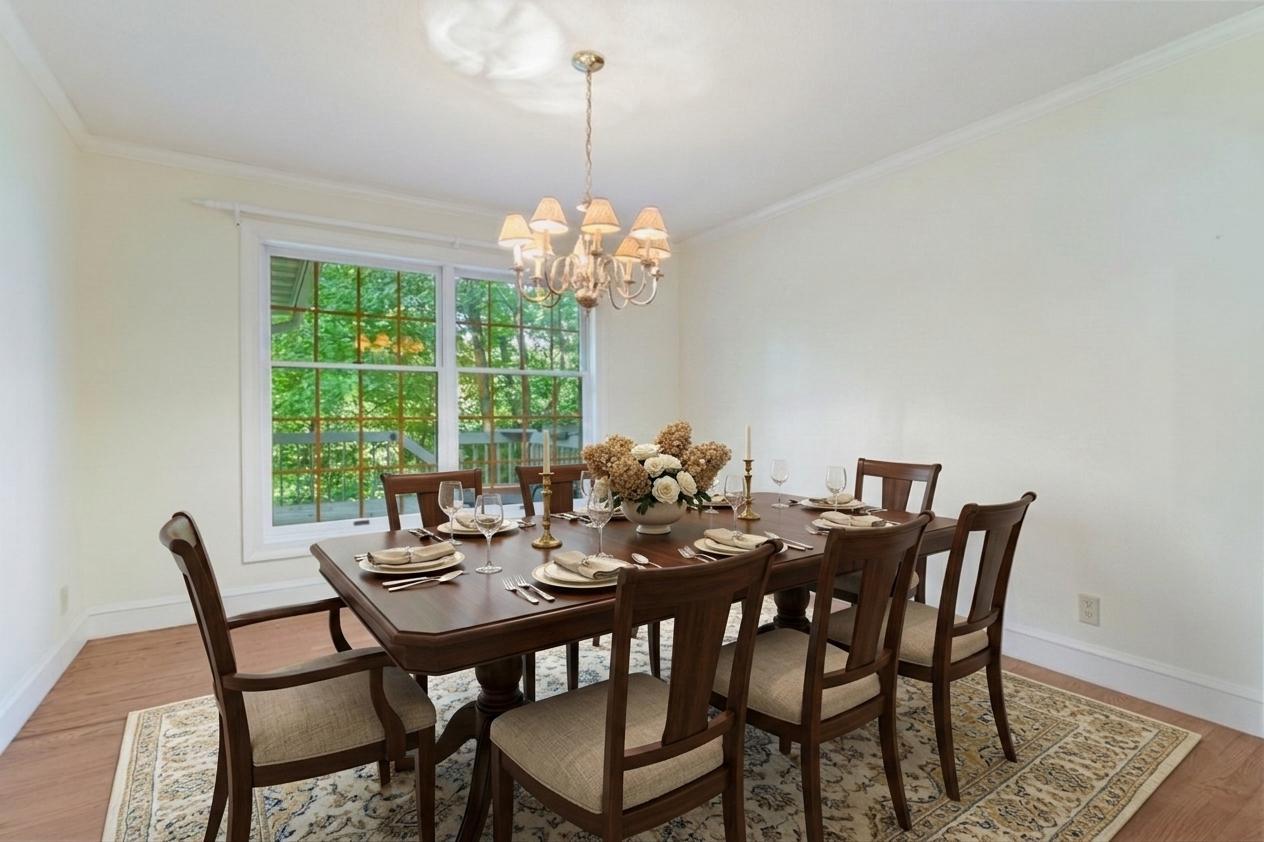 Formal dining, virtually staged