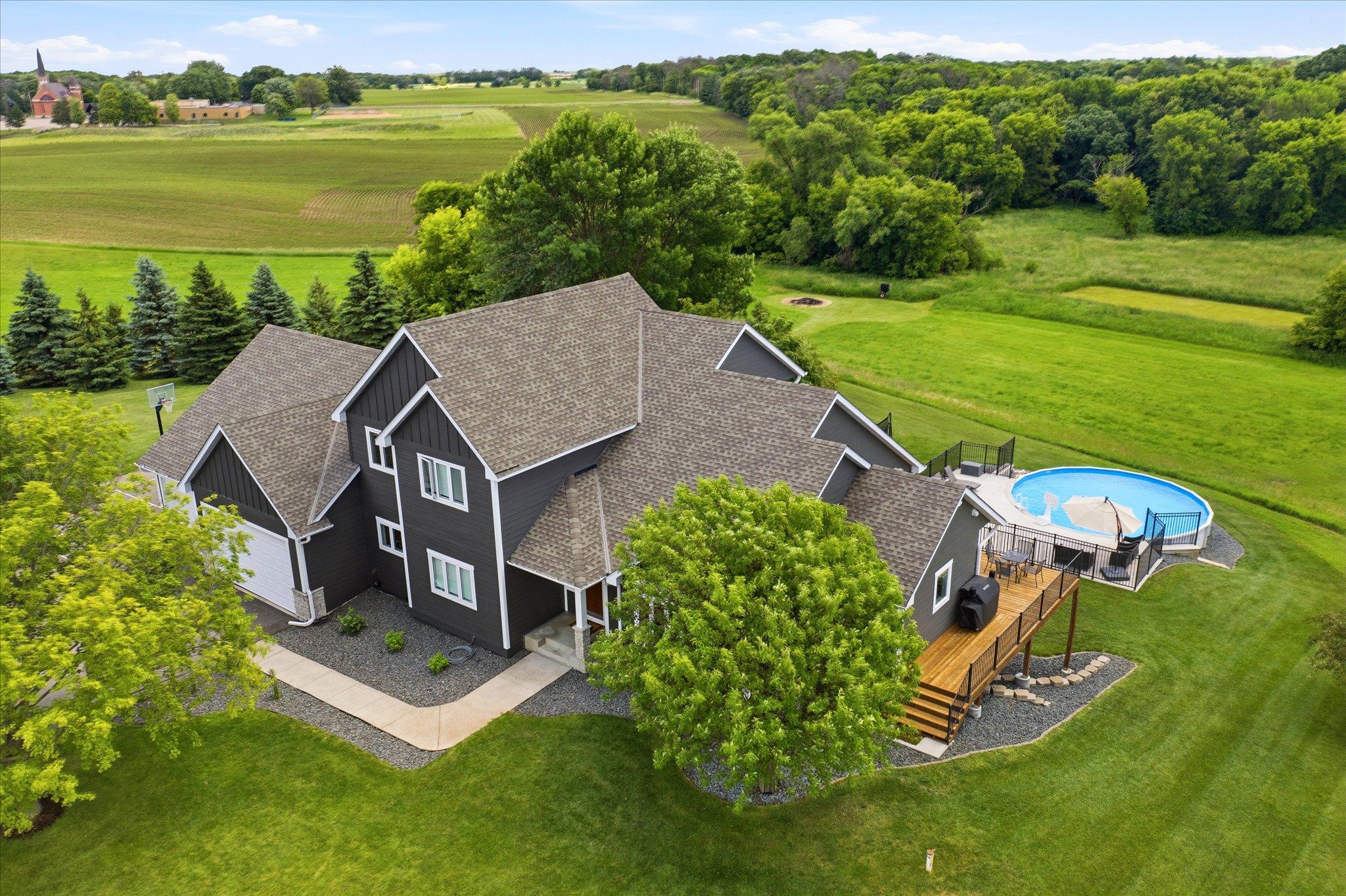 Convenient access to schools, parks, amenities, and the Twin Cities!