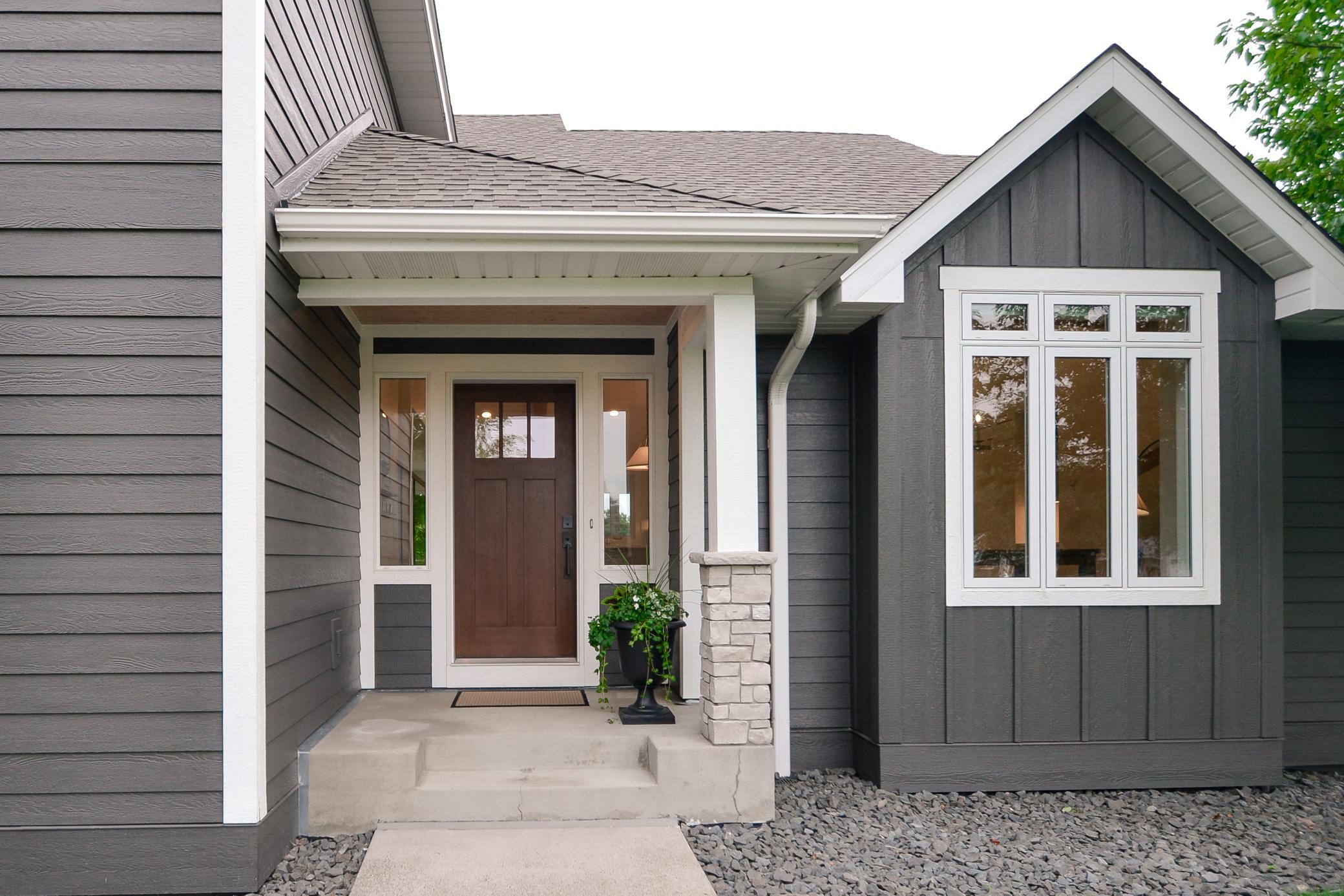 Inviting entry way