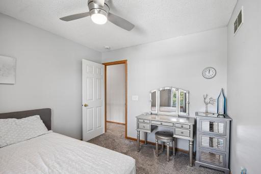 4851 Woodland Avenue, Shakopee, MN 55379