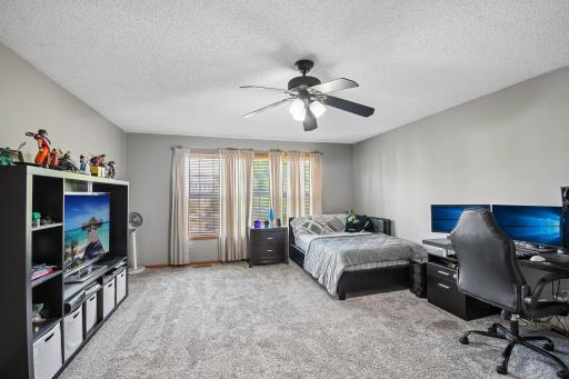 4851 Woodland Avenue, Shakopee, MN 55379
