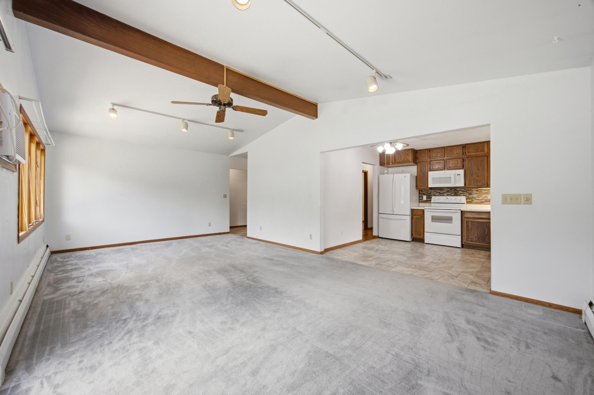 Living Room/Dinning Room