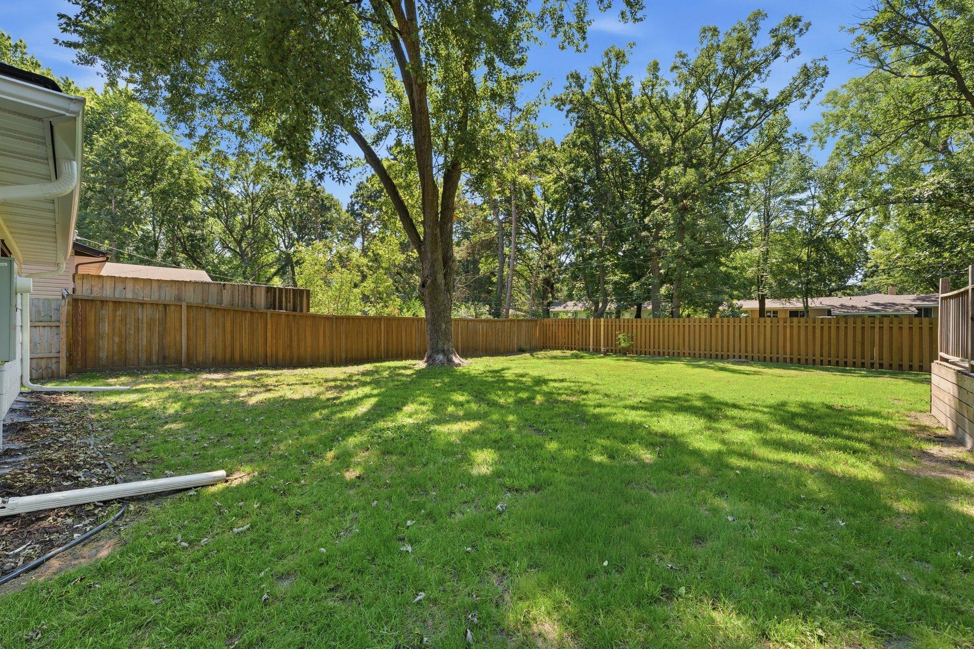 Enjoy large flat yard w/ Privacy fence