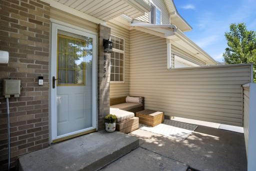8854 Spring Lane, Saint Paul, MN 55125