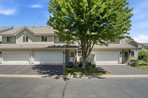 8854 Spring Lane, Saint Paul, MN 55125