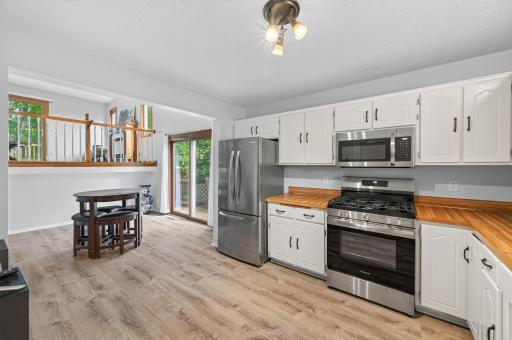 9626 Wellington Lane N, Maple Grove, MN 55369