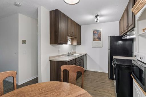 14630 Garrett Avenue, 401, Saint Paul, MN 55124