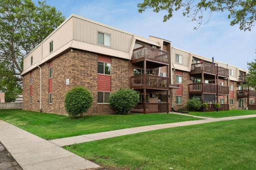 14630 Garrett Avenue, 401, Saint Paul, MN 55124