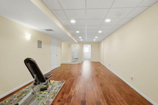 53-web-or-mls-4918_Rusten_Rd_Eagan_MN_049.jpg