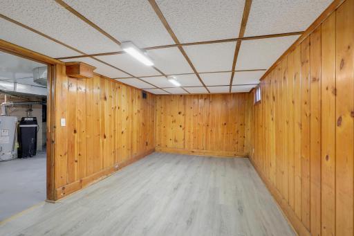 2930 Bay Street, Wayzata, MN 55391