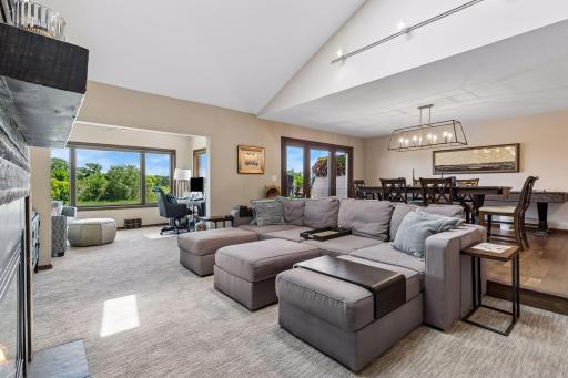 This layout is just magnificent. In this photo you can get a sneak peak to your front room.