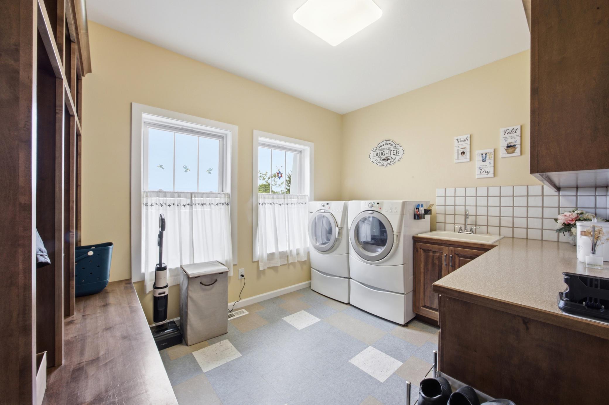 Main level laundry room