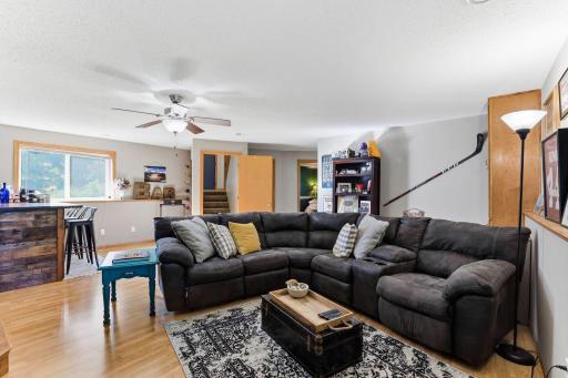 25719 Freeport Avenue, Wyoming, MN 55092