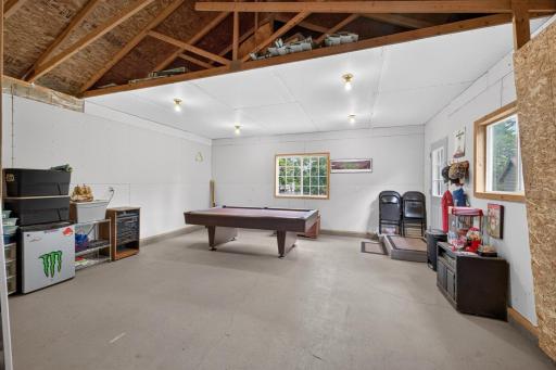 Bonus recreation space connected to the garage