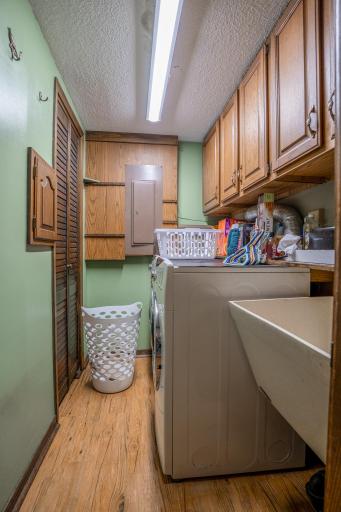 733 11th Street NW, Willmar, MN 56201