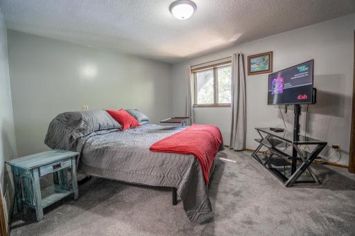 733 11th Street NW, Willmar, MN 56201