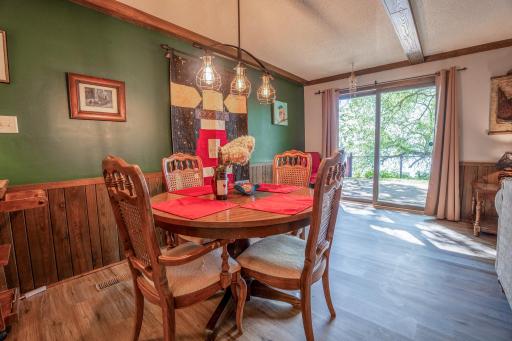 733 11th Street NW, Willmar, MN 56201