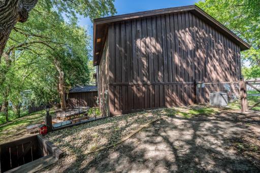 733 11th Street NW, Willmar, MN 56201