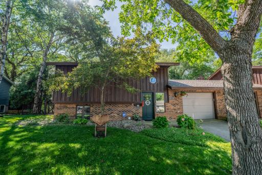 733 11th Street NW, Willmar, MN 56201