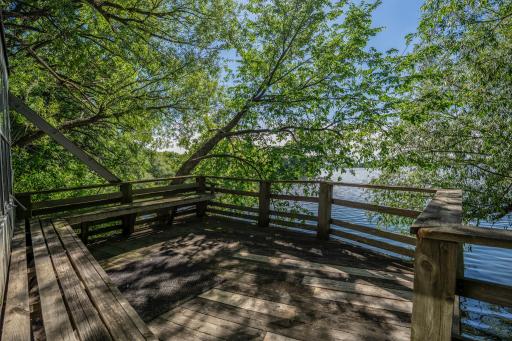 733 11th Street NW, Willmar, MN 56201