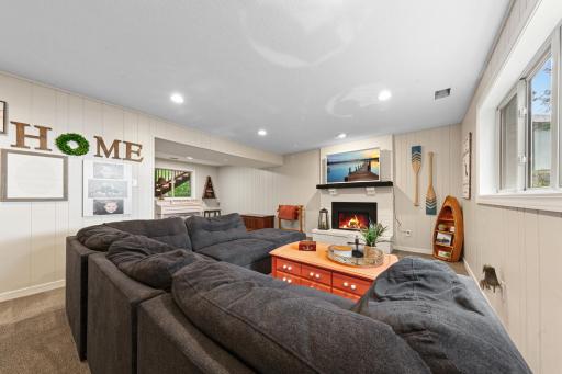 19143 Orchard Trail, Lakeville, MN 55044